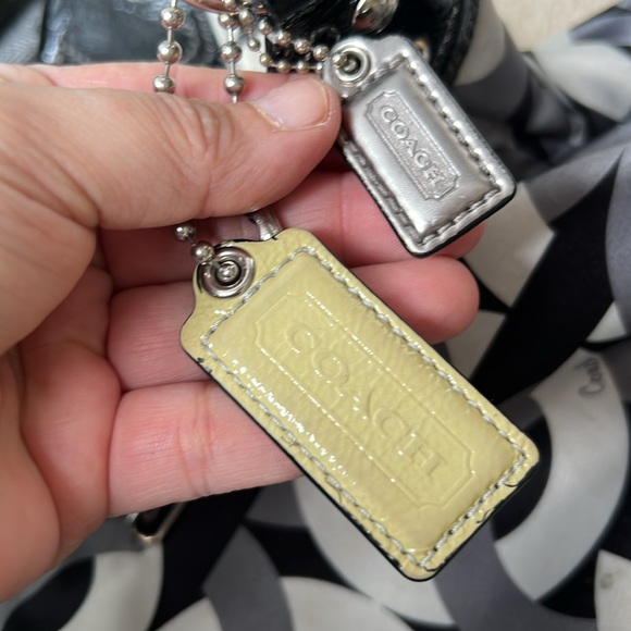 🖤🩶🤍COACH ‘Maggie’ Madison 14420 optic satin hobo bag - Picture 14 of 17